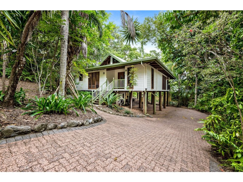 5 Cyathea Close, Kamerunga QLD 4870