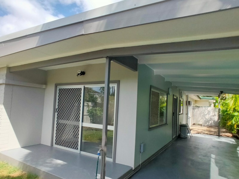 1/213 McLeod Street, Cairns North QLD 4870