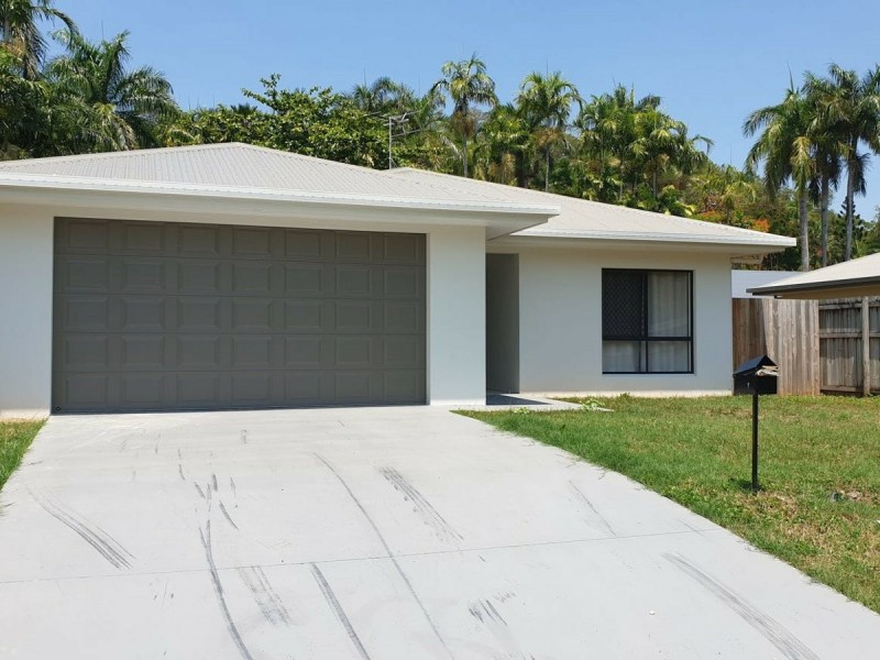 6 Griffiths Street, Manoora QLD 4870