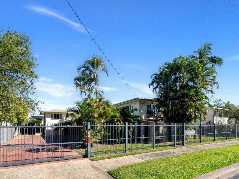 2/41 Mazlin Street, Edge Hill QLD 4870