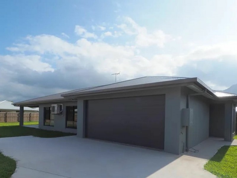 15 Tarantino Crescent, White Rock QLD 4868