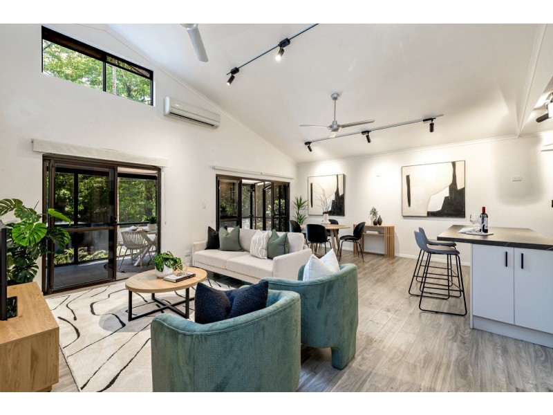 3/22-24 Collins Avenue, Edge Hill QLD 4870
