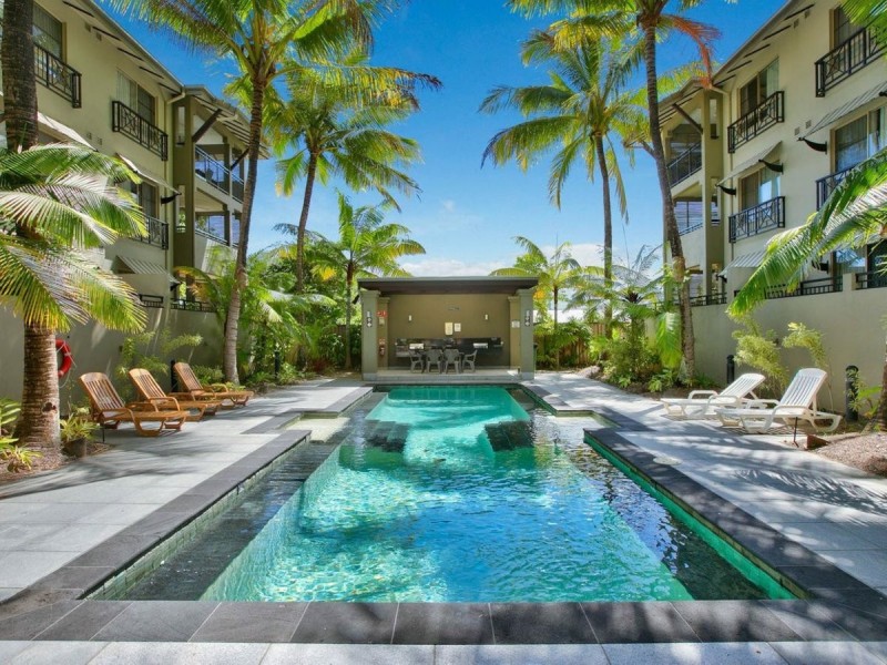 202/12-21 Gregory Street, Westcourt QLD 4870