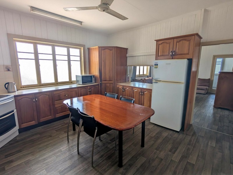 191 Newell Street, Bungalow QLD 4870