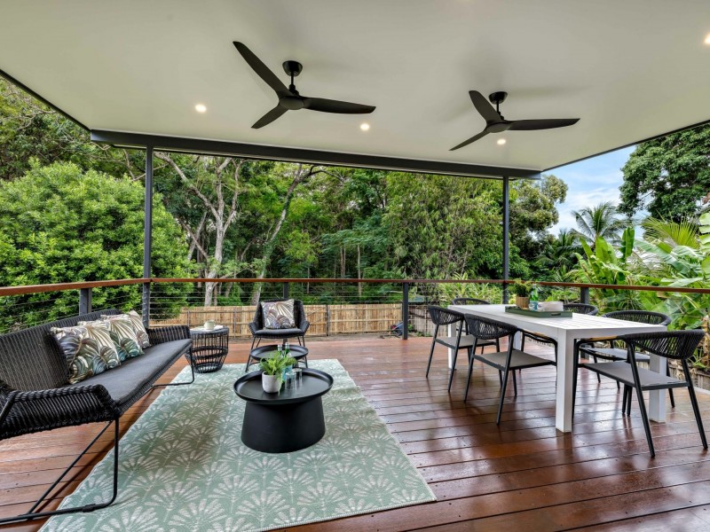 74 Machans Street, Machans Beach QLD 4878