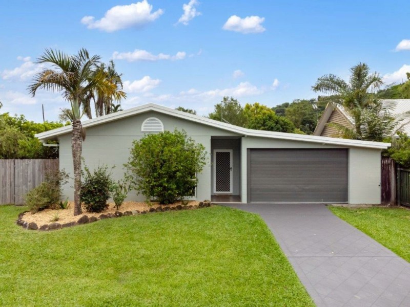 121 Loridan Drive, Brinsmead QLD 4870