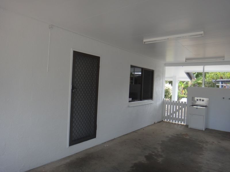 2/21 Boden Street, Edge Hill QLD 4870