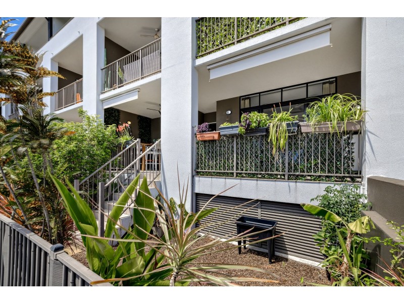 Apartment 8/97-99 Martyn Street, Parramatta Park QLD 4870