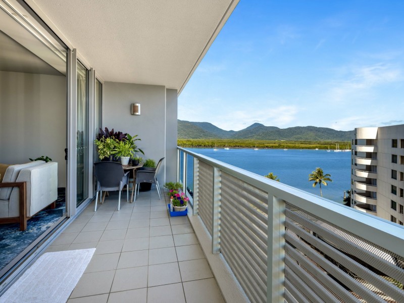 906/1 Marlin Parade, Cairns City QLD 4870