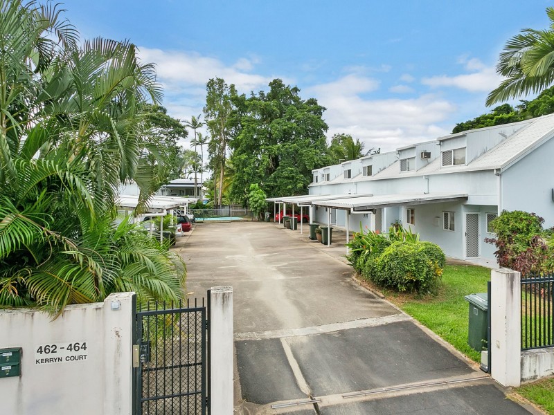 3/462-464 McCoombe Street, Mooroobool QLD 4870