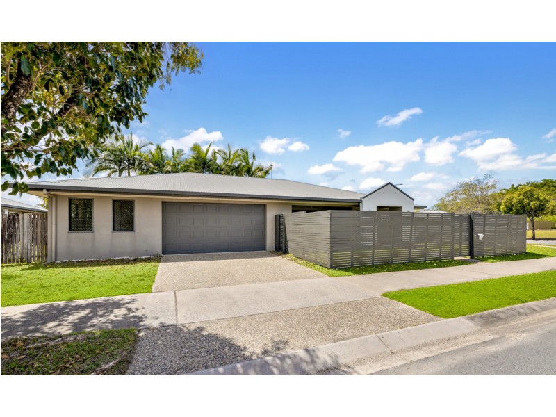 11 Denmark Street, Edmonton QLD 4869