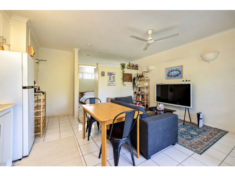 25/1 Chester Court, Manunda QLD 4870