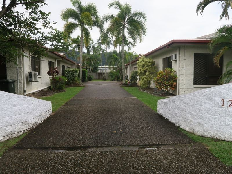 2/12 Springfield Crescent, Manoora QLD 4870