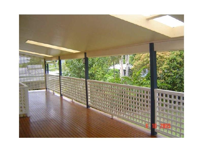 35 Kevin Street, Whitfield QLD 4870