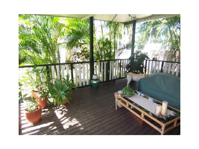 1/142 Pease Street, Manoora QLD 4870