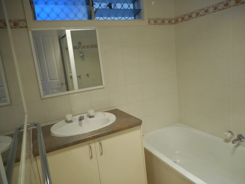 27 Mazlin Street, Edge Hill QLD 4870