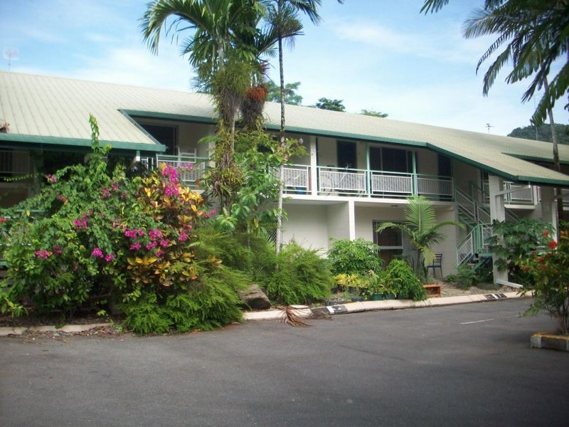 3/6 Mcpherson Close, Edge Hill QLD 4870