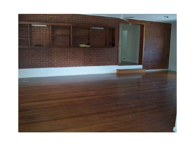 139 Collins Avenue, Edge Hill QLD 4870