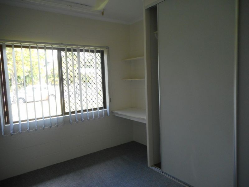 6 Beagle Close, Bentley Park QLD 4869