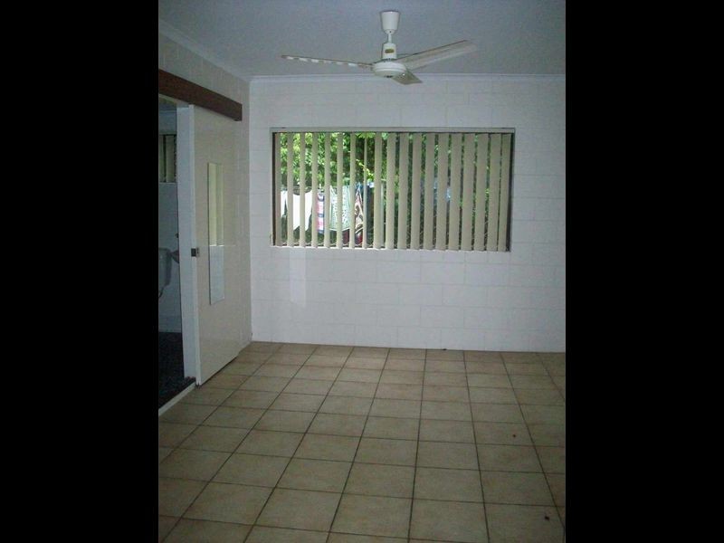 5/4 Mcpherson Close, Edge Hill QLD 4870