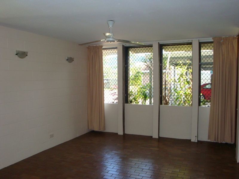 Manoora QLD 4870