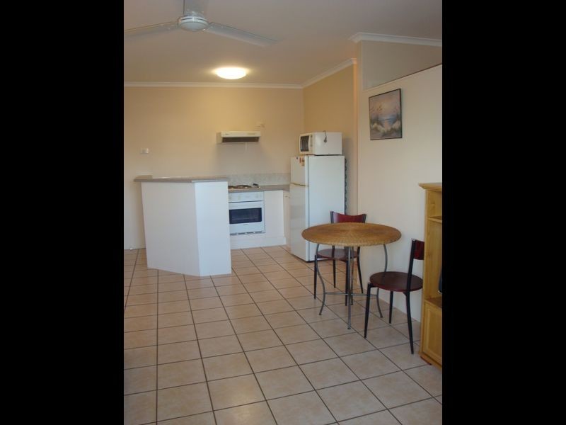 14/262 Grafton Street, Cairns QLD 4870