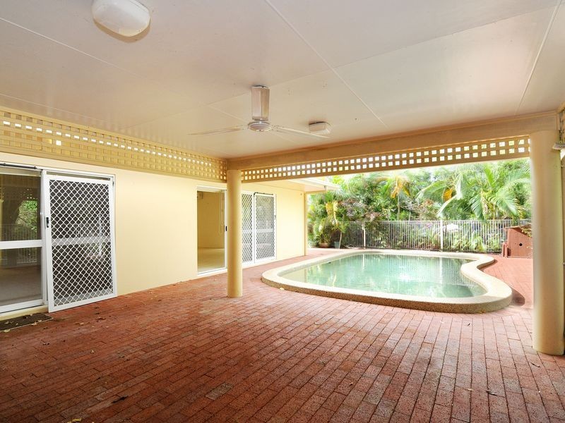 Brinsmead QLD 4870