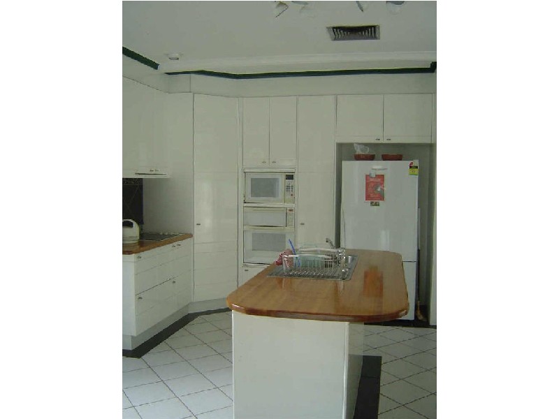 15 Panoramic Place, Whitfield QLD 4870