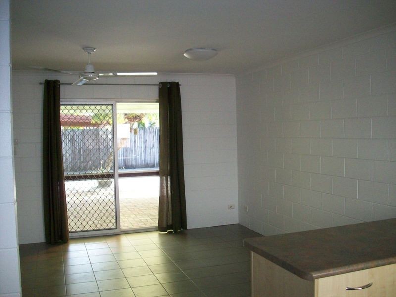 4/17 Pioneer Street, Manoora QLD 4870