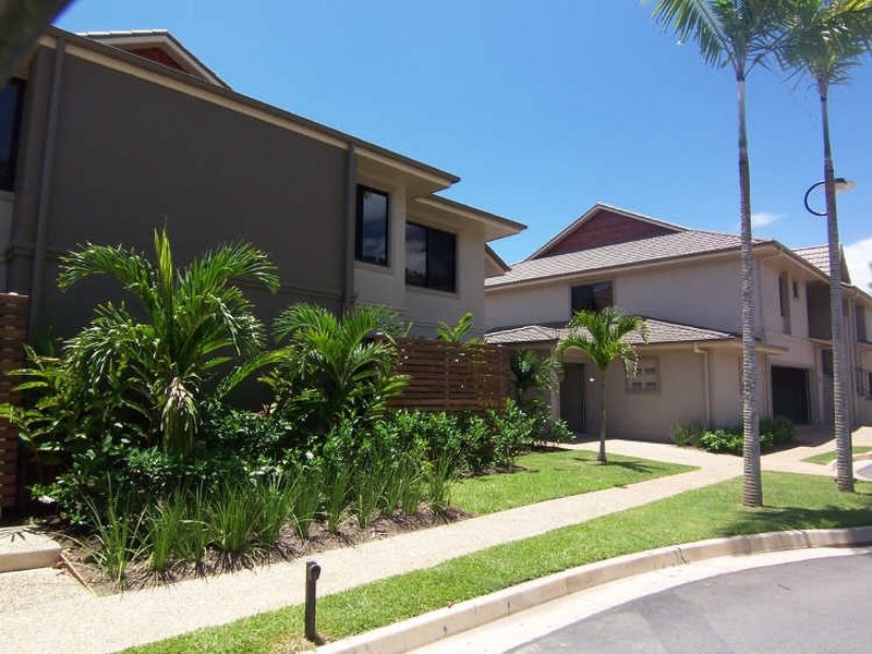 Irene Street, Cairns QLD 4870