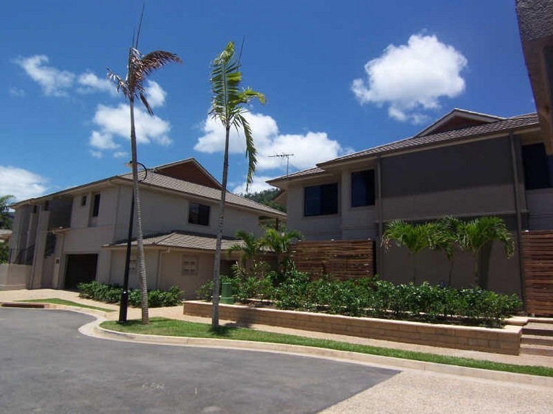 Irene Street, Cairns QLD 4870