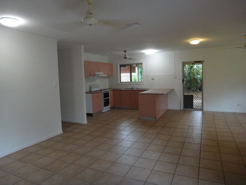 13 Oxley Street, Edge Hill QLD 4870