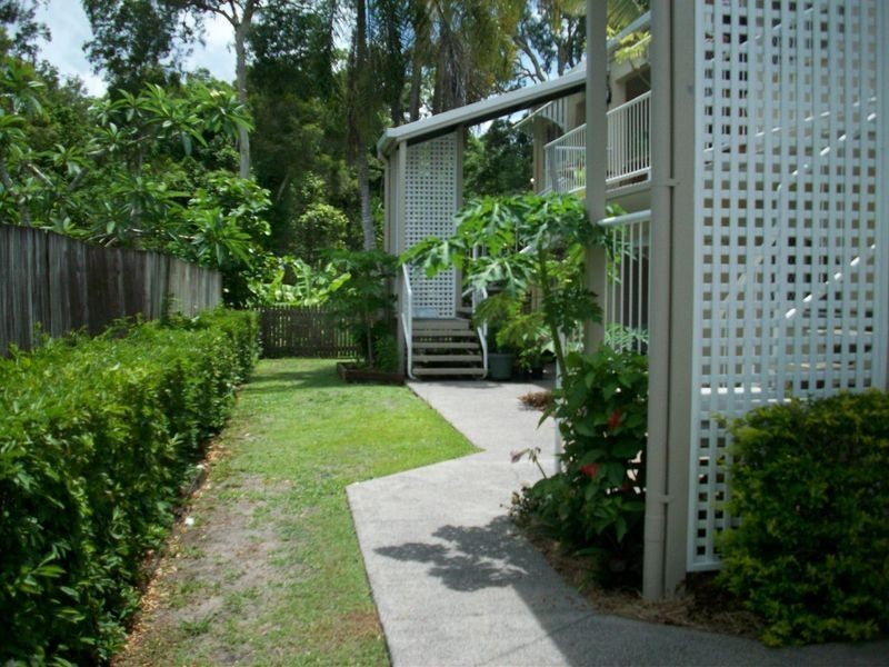 8/180 Pease Street, Manoora QLD 4870