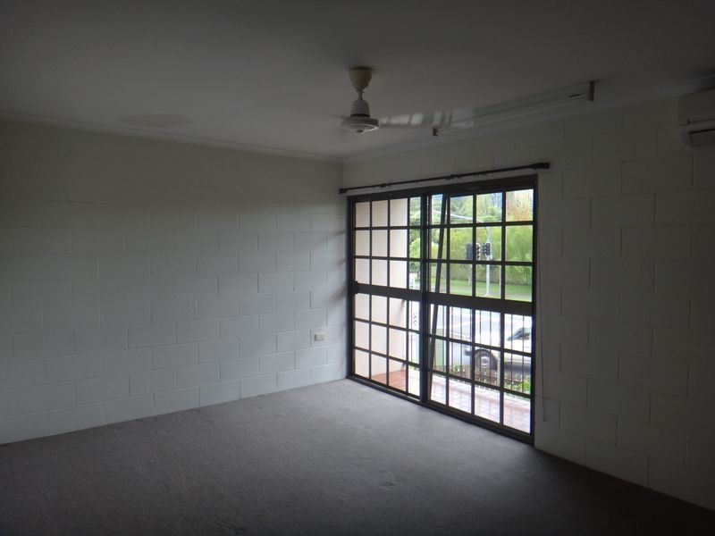 2/112 Windarra Street, Woree QLD 4868