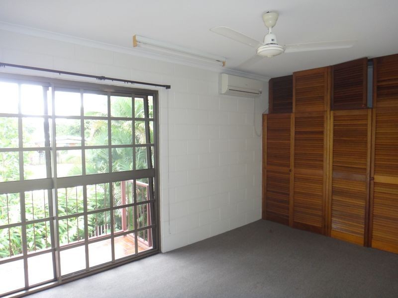 2/112 Windarra Street, Woree QLD 4868