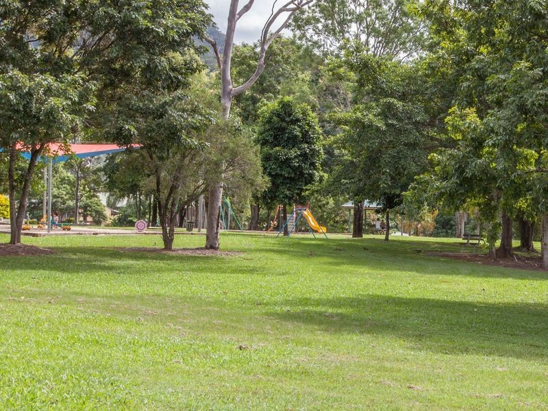 14 Atlas Close, Smithfield QLD 4878