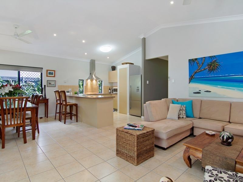 53A Cedar Road, Palm Cove QLD 4879