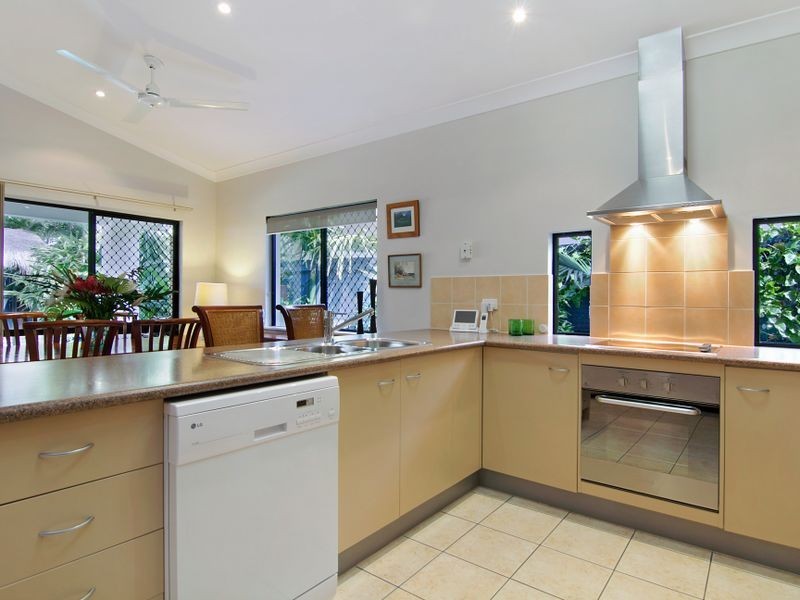 53A Cedar Road, Palm Cove QLD 4879