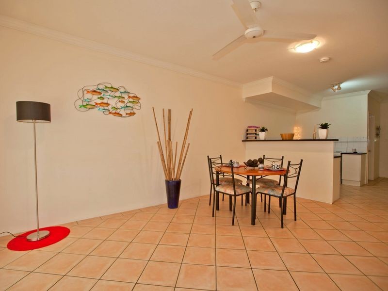 2/548 Varley Street, Yorkeys Knob QLD 4878