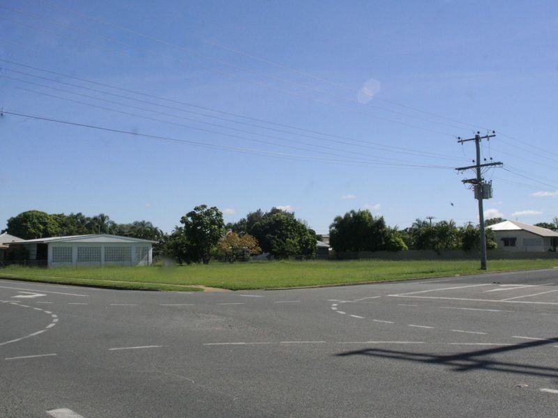 303 Byrnes Street, Mareeba QLD 4880