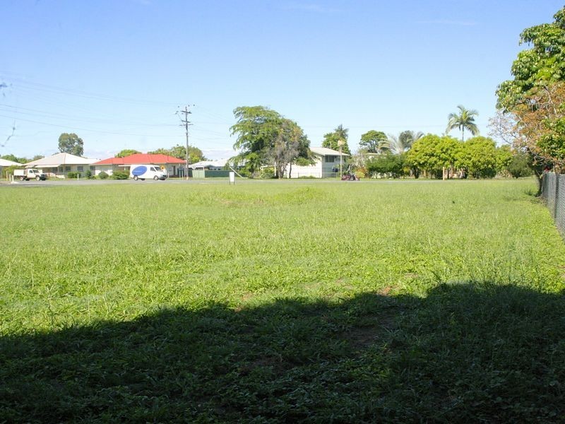 303 Byrnes Street, Mareeba QLD 4880