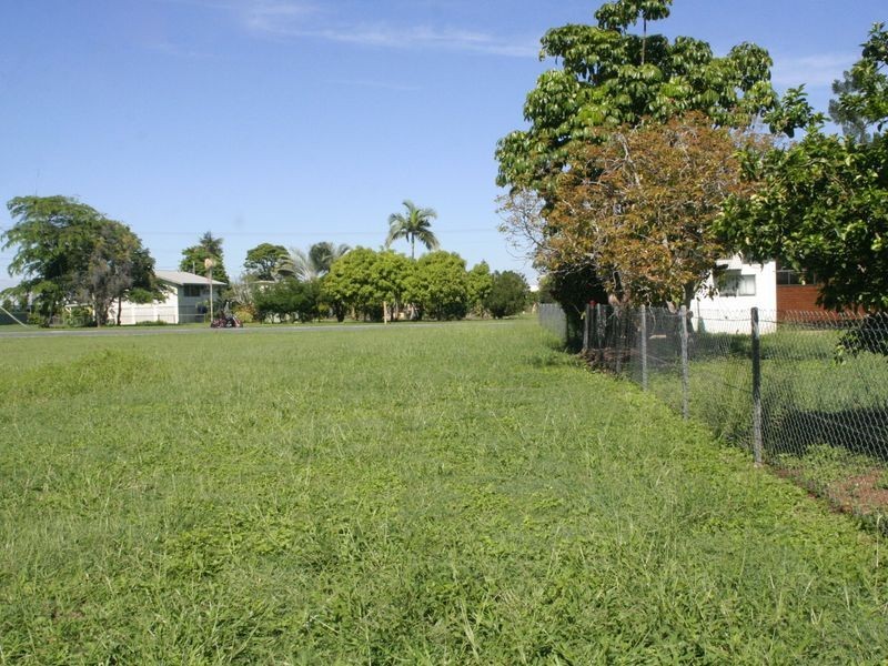 303 Byrnes Street, Mareeba QLD 4880