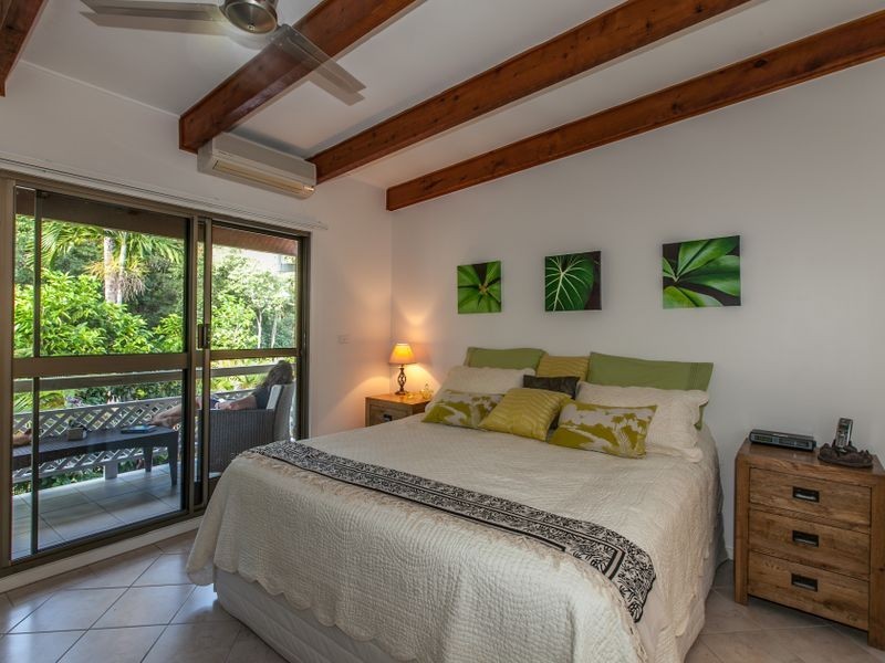 5 Upolu Esplanade, Clifton Beach QLD 4879