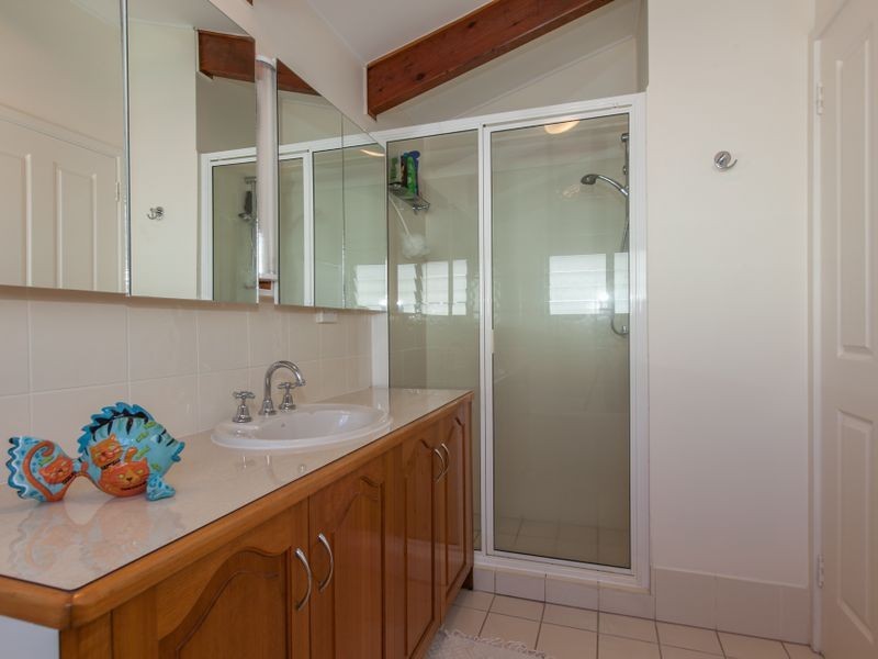 5 Upolu Esplanade, Clifton Beach QLD 4879