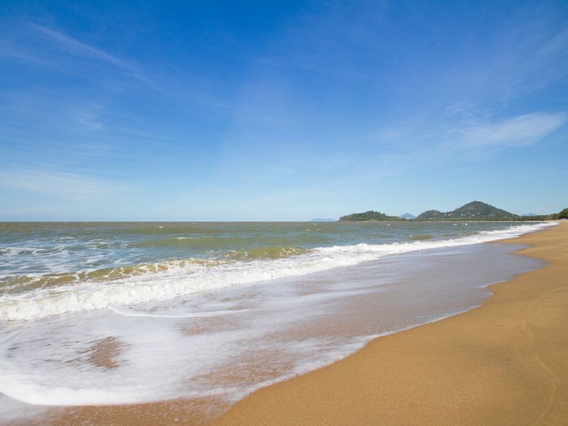 5 Upolu Esplanade, Clifton Beach QLD 4879