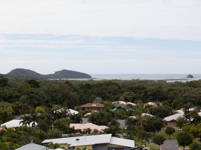 14 Savannah Street, Palm Cove QLD 4879
