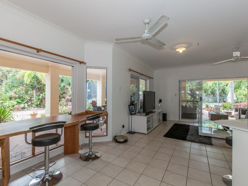 8 Avoca Close, Kewarra Beach QLD 4879