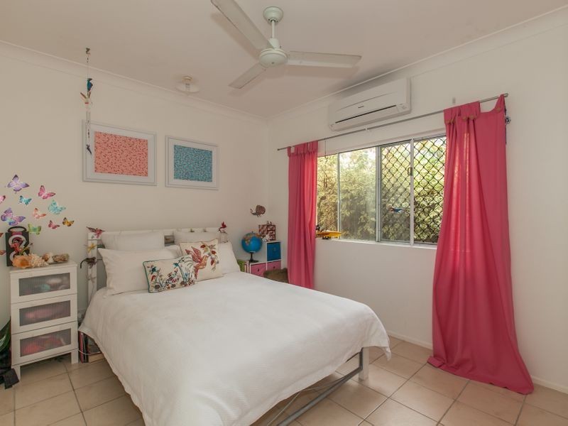 8 Avoca Close, Kewarra Beach QLD 4879