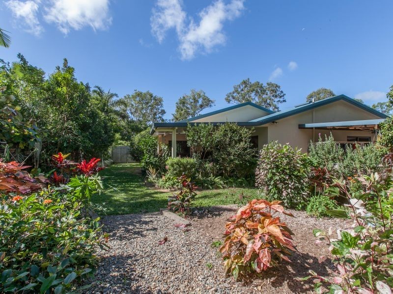 71 Moore Road, Kewarra Beach QLD 4879