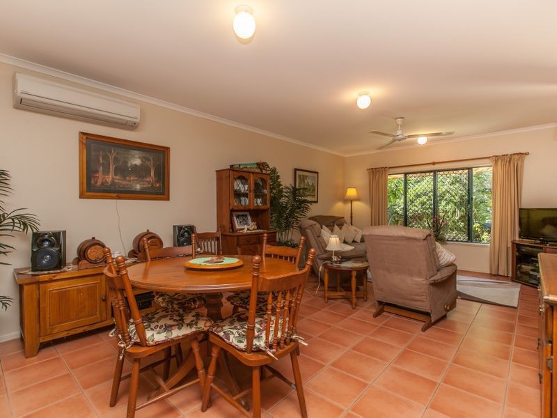 71 Moore Road, Kewarra Beach QLD 4879
